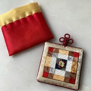 Handmade compact pocket mirror